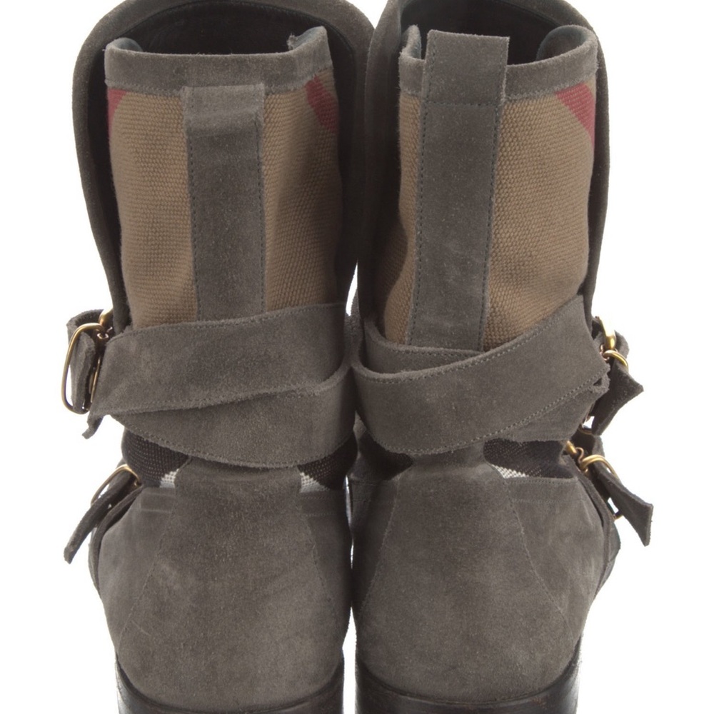 Burberry suede boot ๐ - Picture 3 of 11